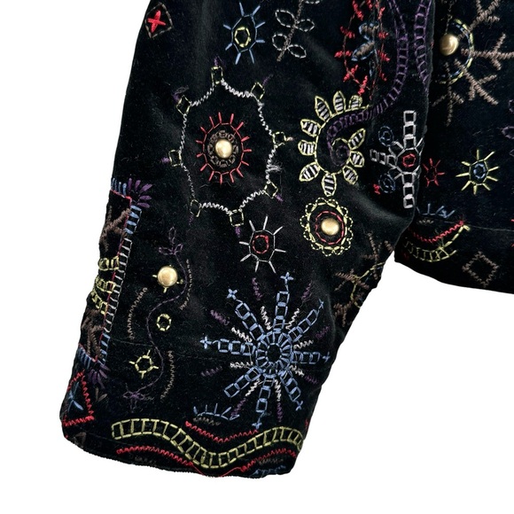 Chico's Statement Jacket Black Velour Colorful Embroidery Studded Boxy | 1 8/10 - Picture 5 of 11